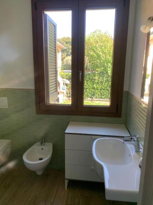 Il Melograno Apartment Лука Екстериор снимка